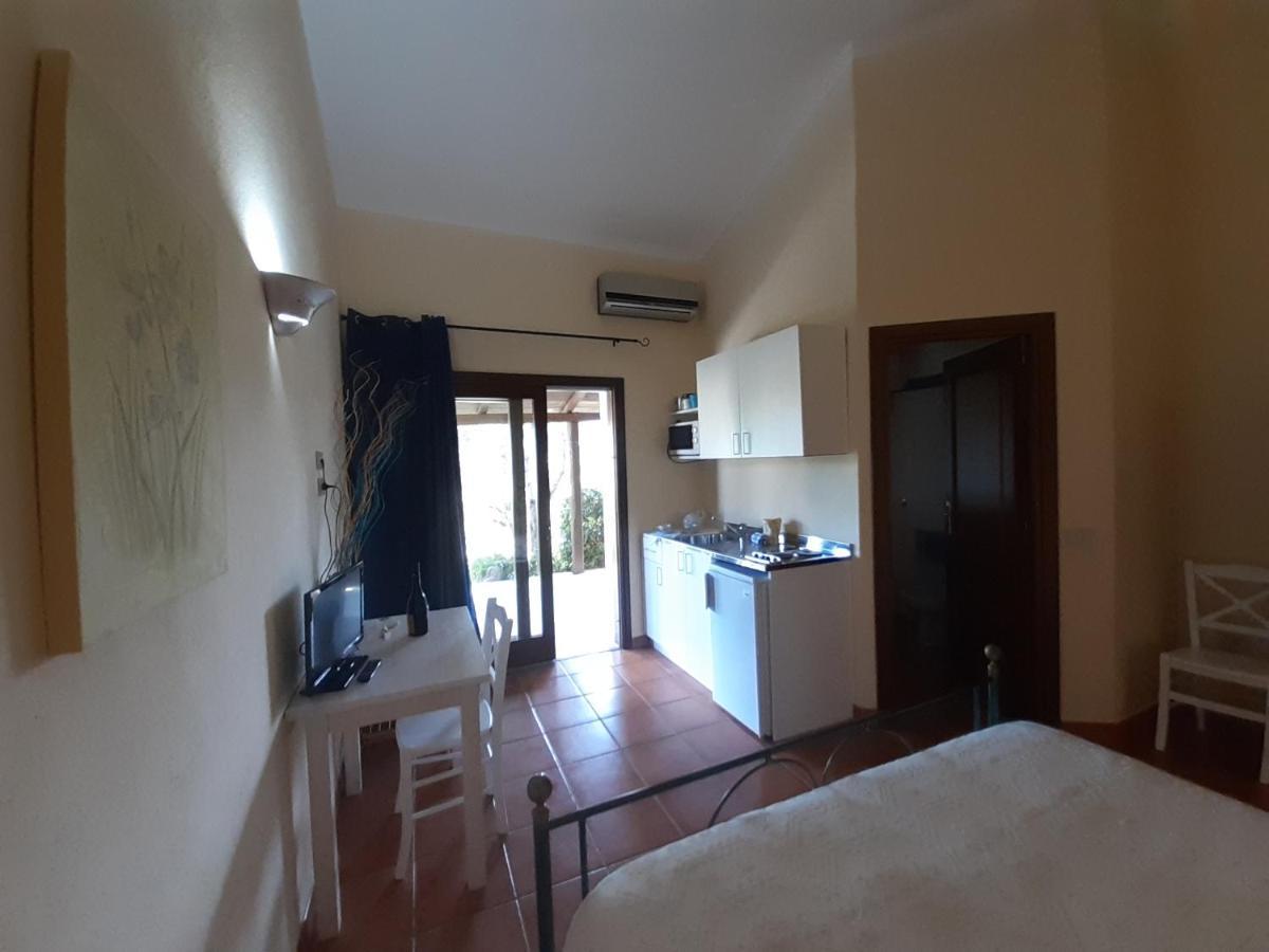 Agriturismo Campesi Casale Tra Le Vigne Альєнту Екстер'єр фото