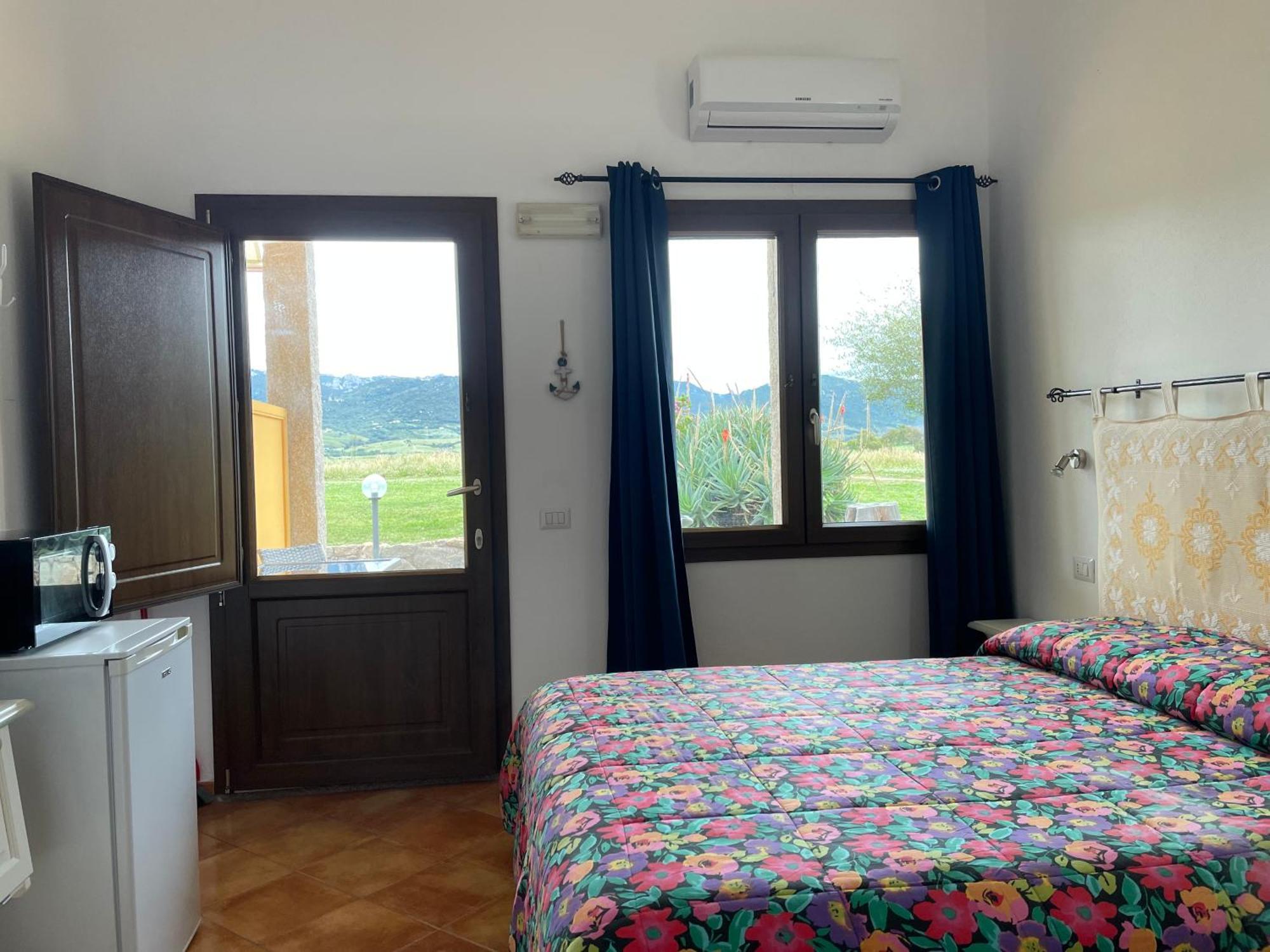 Agriturismo Campesi Casale Tra Le Vigne Альєнту Екстер'єр фото