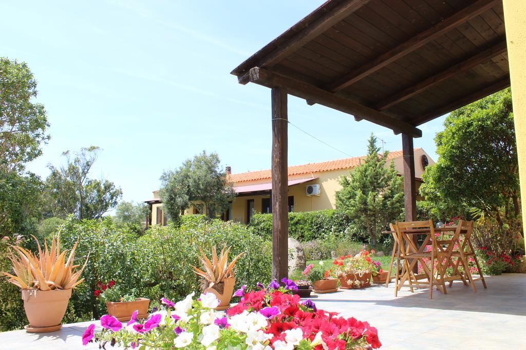 Agriturismo Campesi Casale Tra Le Vigne Альєнту Екстер'єр фото