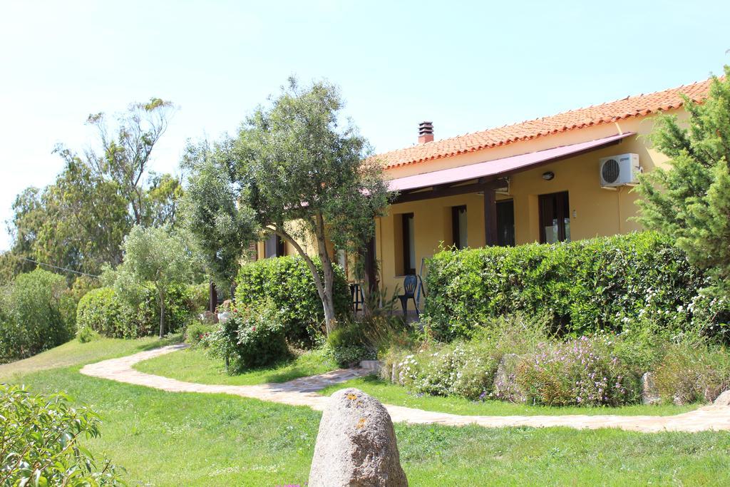 Agriturismo Campesi Casale Tra Le Vigne Альєнту Екстер'єр фото