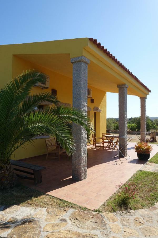 Agriturismo Campesi Casale Tra Le Vigne Альєнту Екстер'єр фото